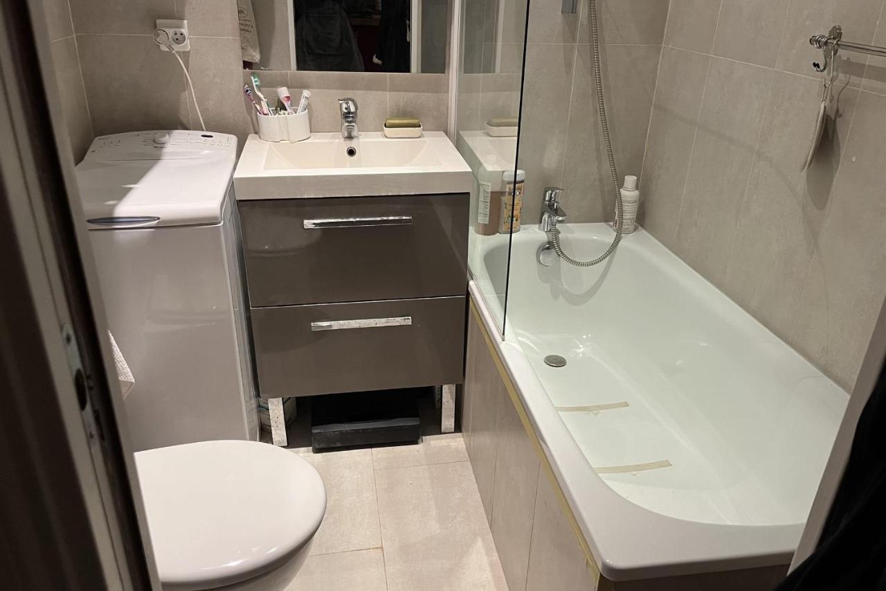 Charming Apartment In The Heart Of פריז מראה חיצוני תמונה